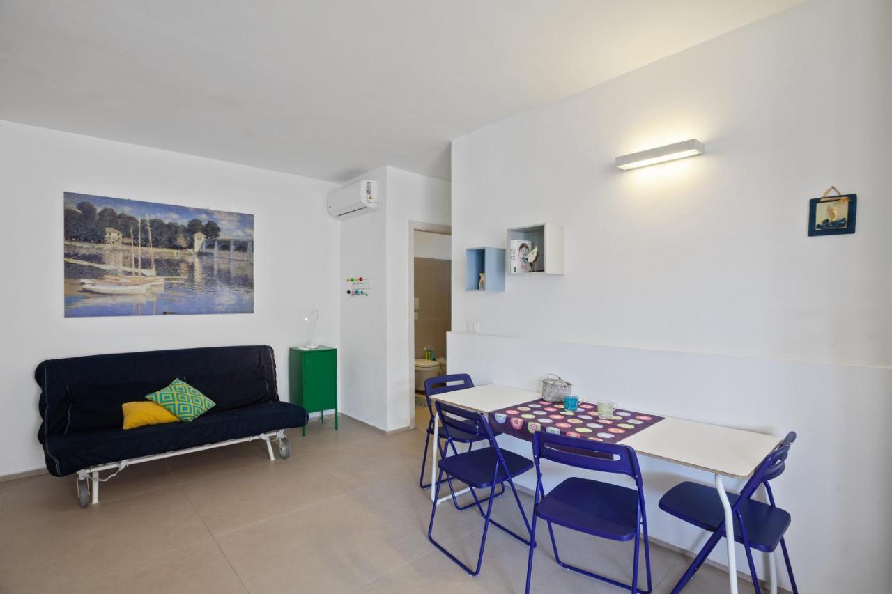 Casalmare Apartments One Step From The Sea Mola di Bari Buitenkant foto