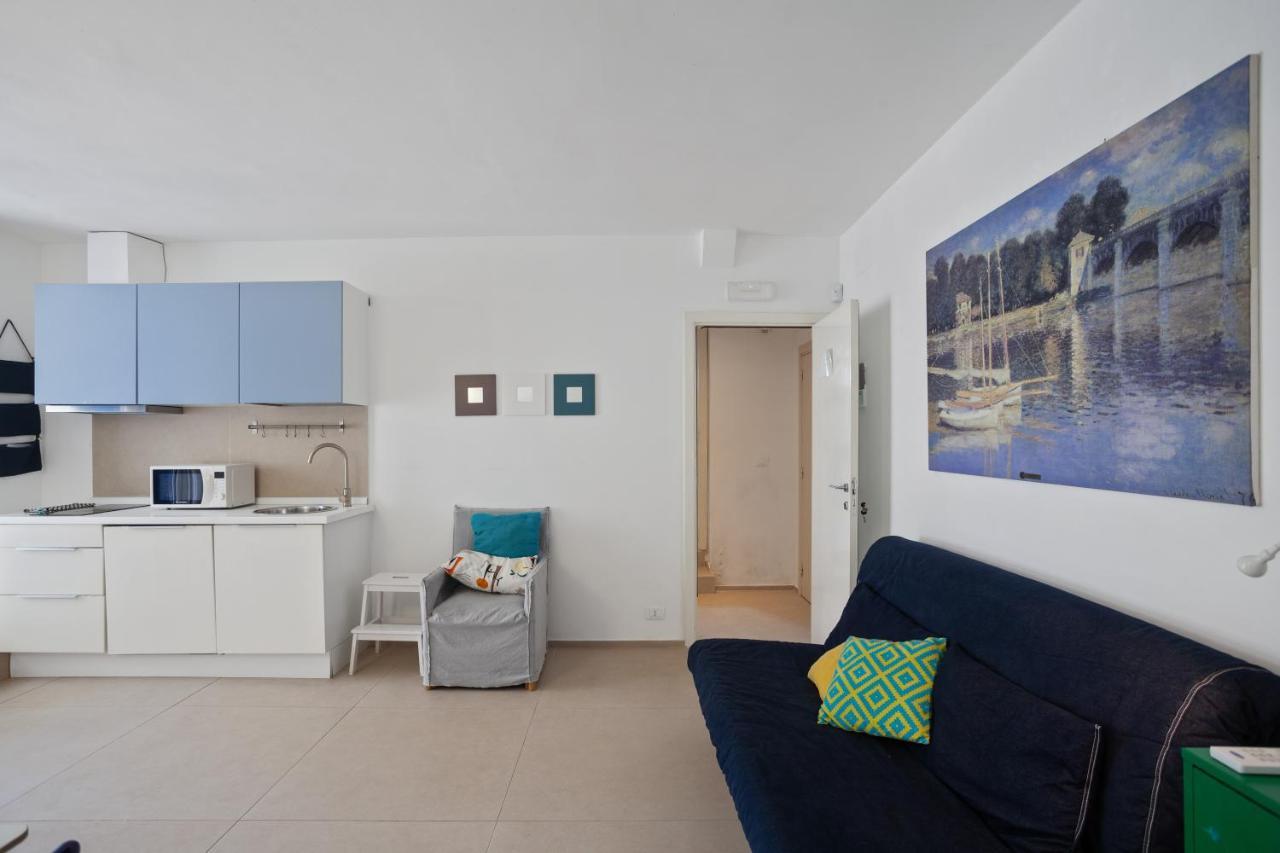 Casalmare Apartments One Step From The Sea Mola di Bari Buitenkant foto