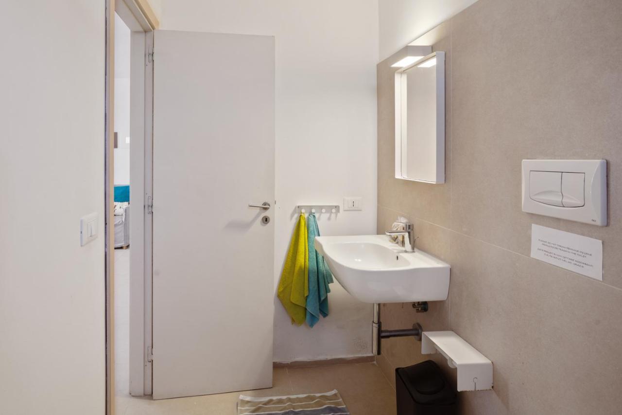 Casalmare Apartments One Step From The Sea Mola di Bari Buitenkant foto