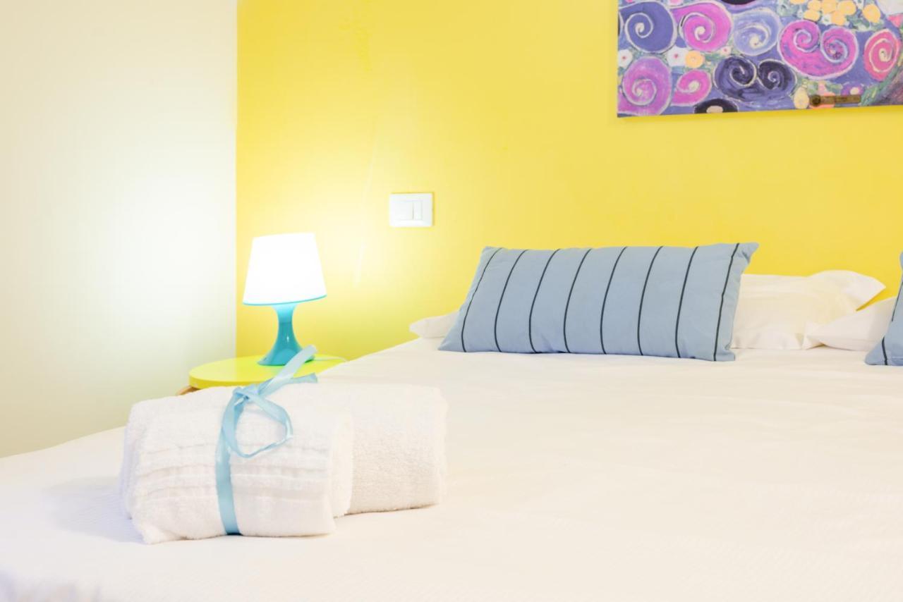 Casalmare Apartments One Step From The Sea Mola di Bari Buitenkant foto